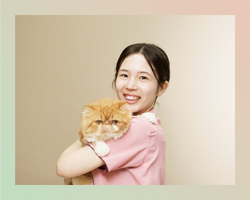 ハダ動物病院のトリマー兼動物看護にしたにかな